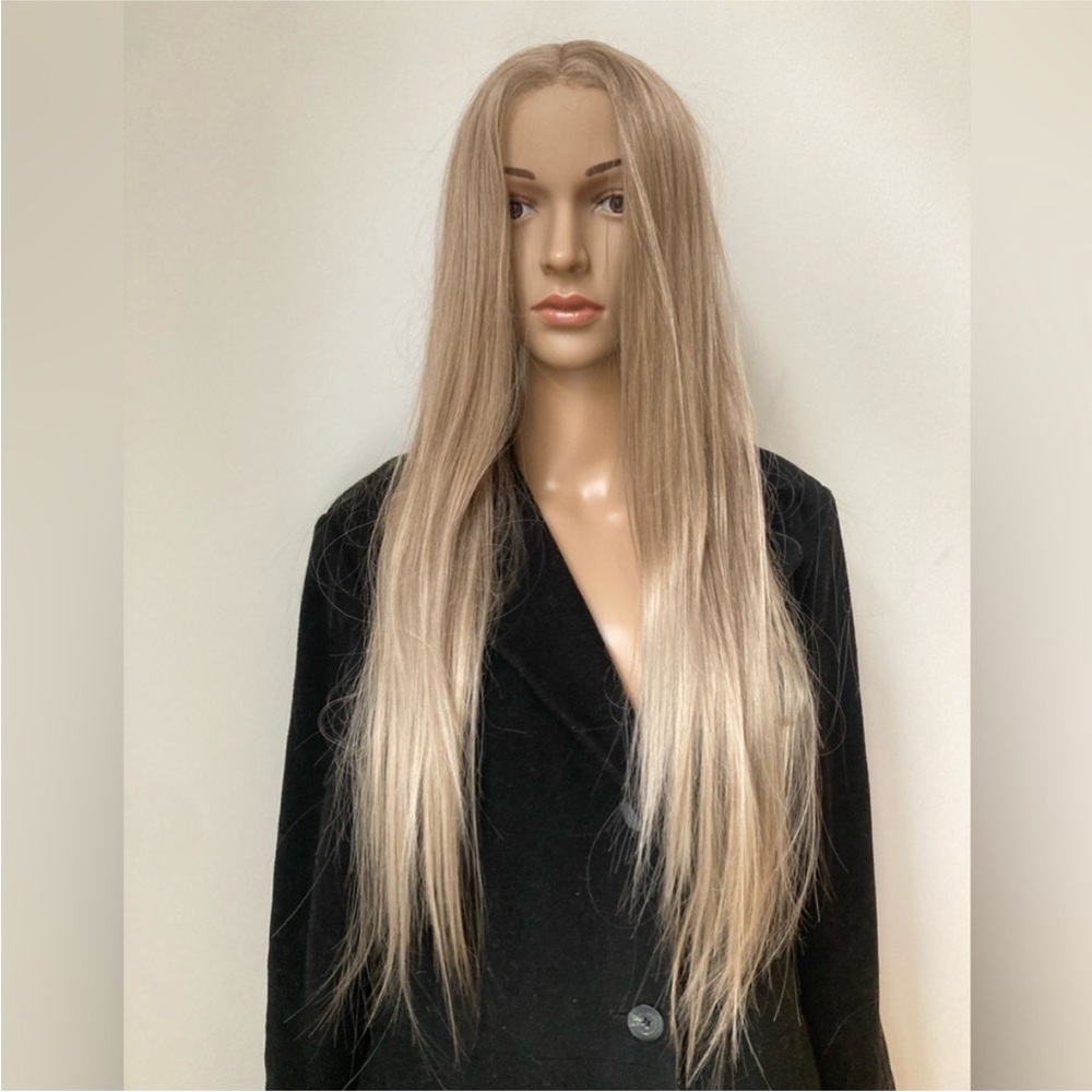 Long Straight Blonde Wig